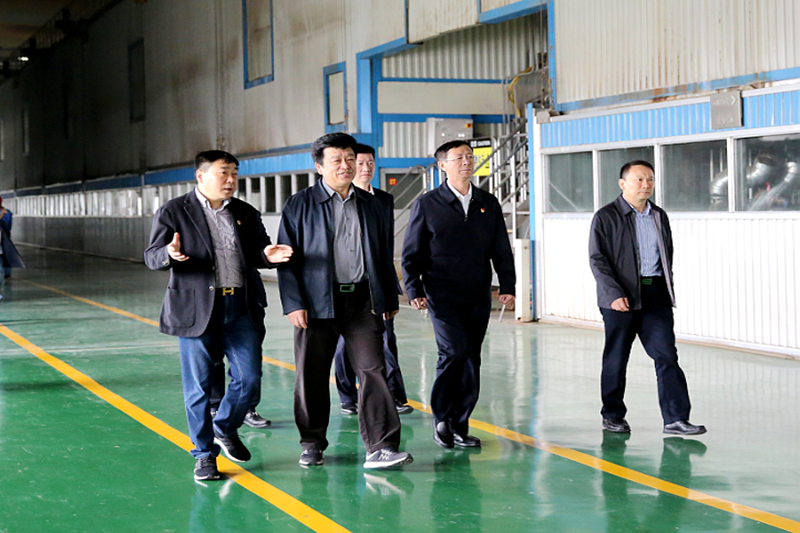 2019年5月8日，時任國家水利部原總工程師、水利部參咨委副主任委員汪洪蒞臨景興紙業(yè)調(diào)研節(jié)水工作